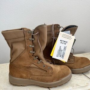 Belleville TW Mens 8.5 W / 10.5  W Women GoreTex Coyote Military Flight Boots